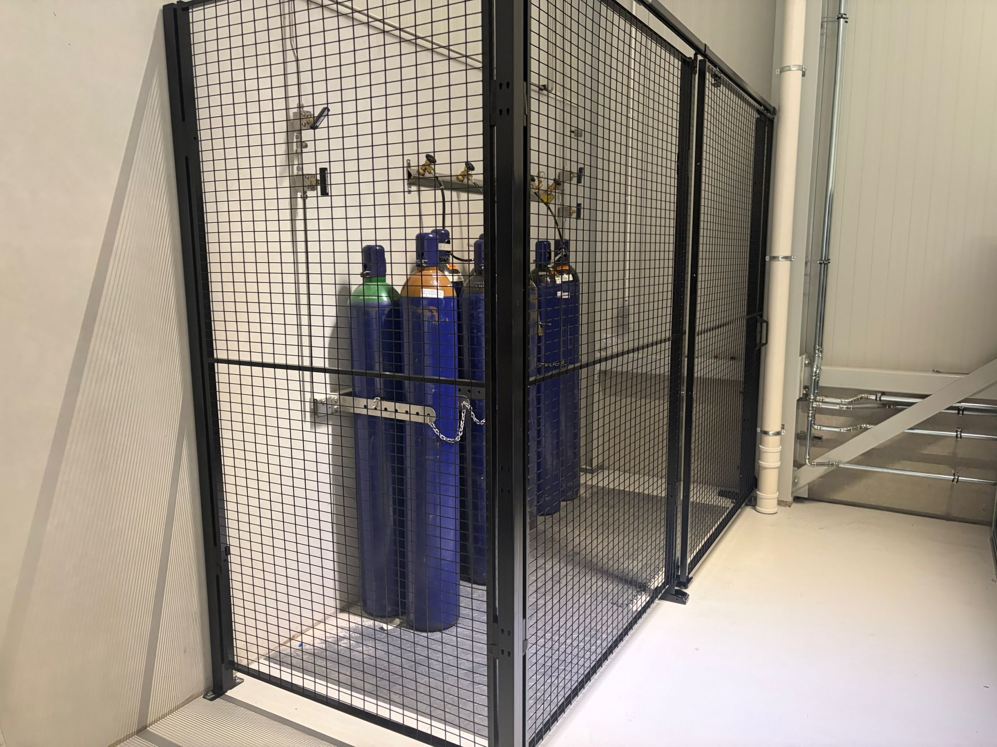 Groven Gaaswanden / Groven Store Safety - Hoekbeveiliging